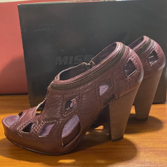 Miss Sixty • “Hailey” Purple Blocked Peep Toe heels - Picture 12 of 14